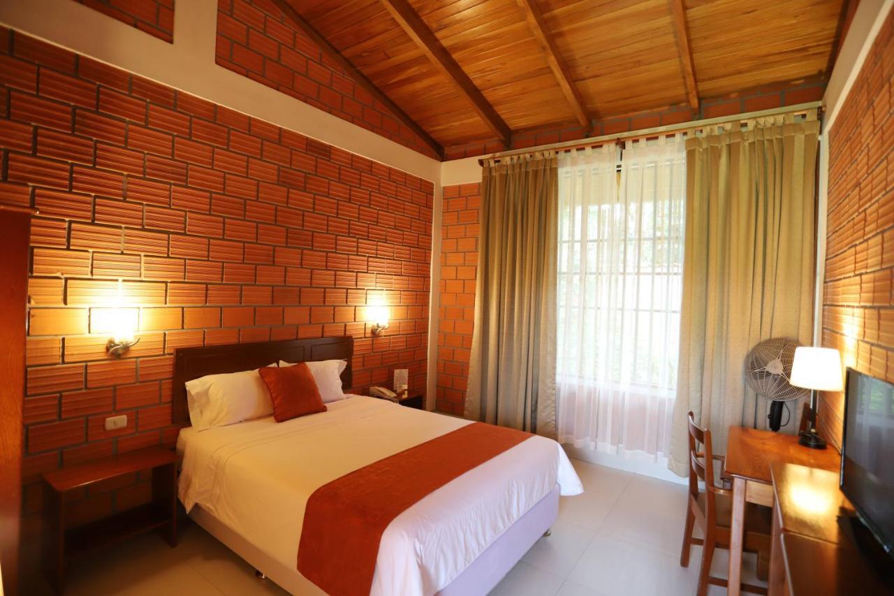Altavista Casahotel - Asociado Casa Andina Мойобамба Екстериор снимка