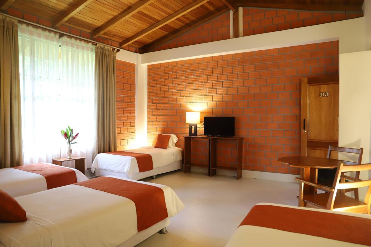 Altavista Casahotel - Asociado Casa Andina Мойобамба Екстериор снимка