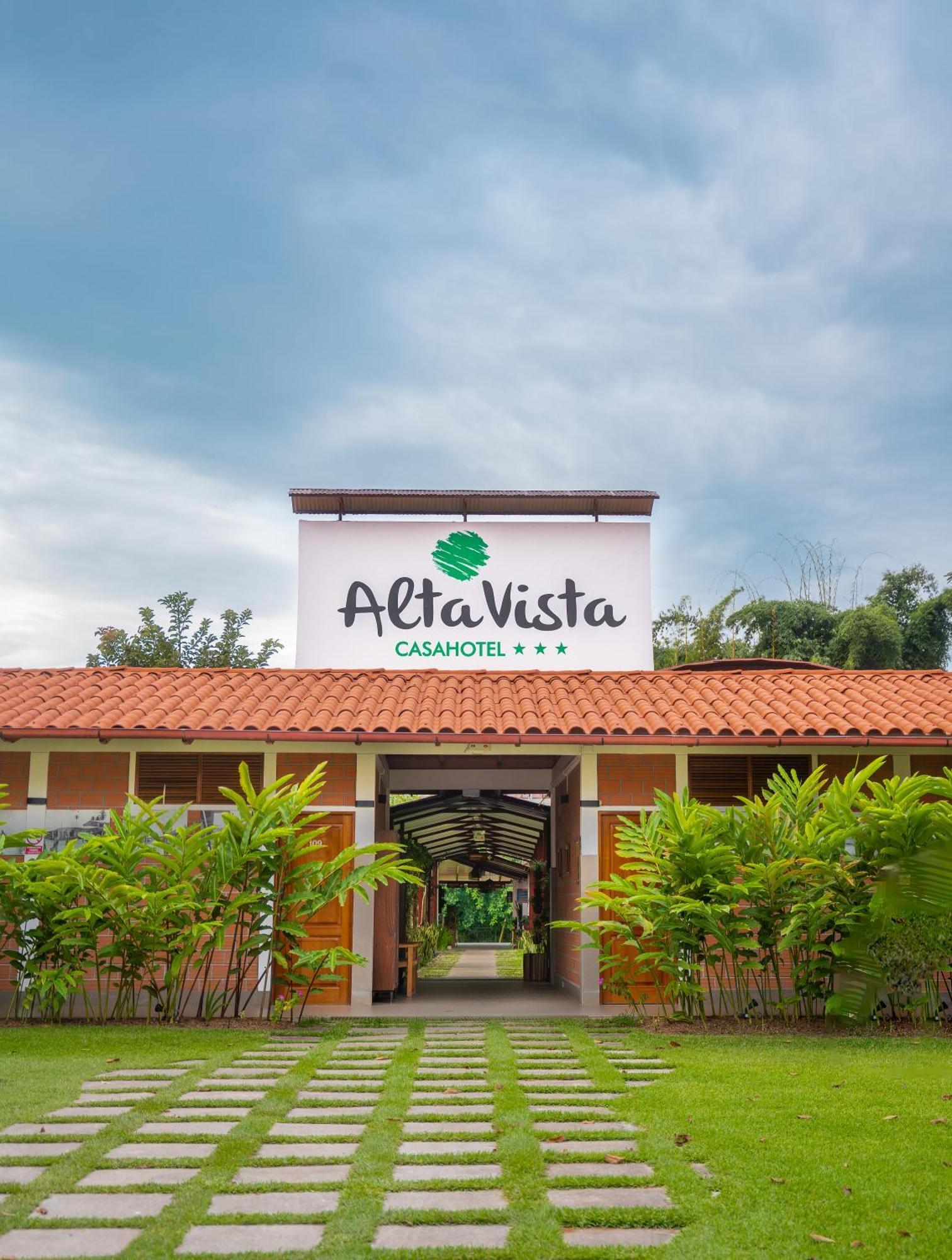 Altavista Casahotel - Asociado Casa Andina Мойобамба Екстериор снимка